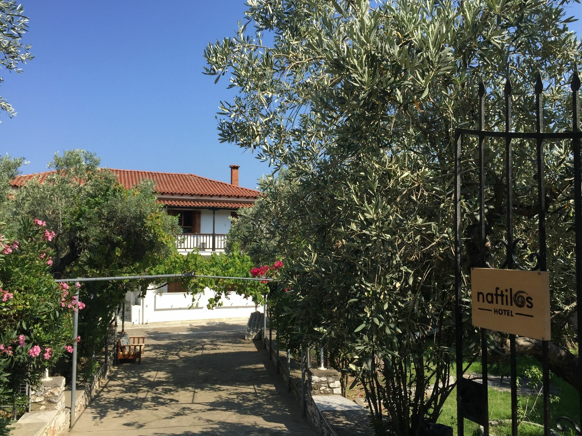 Naftilos Skiathos 외부 사진